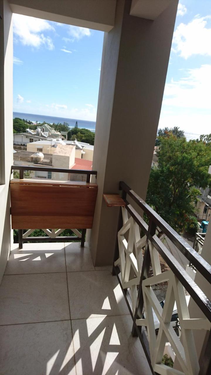 Luxor Appartement Flic en Flac Exterior photo
