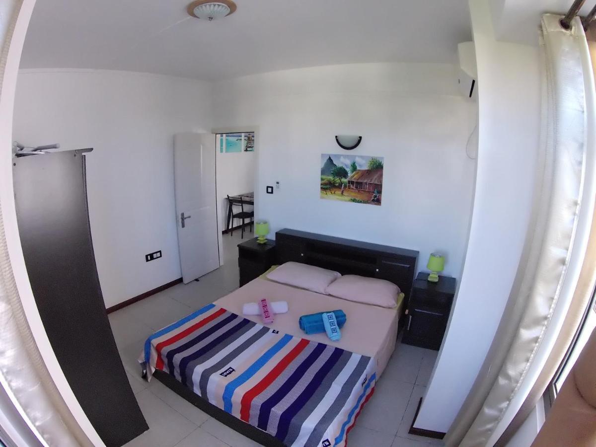Luxor Appartement Flic en Flac Exterior photo