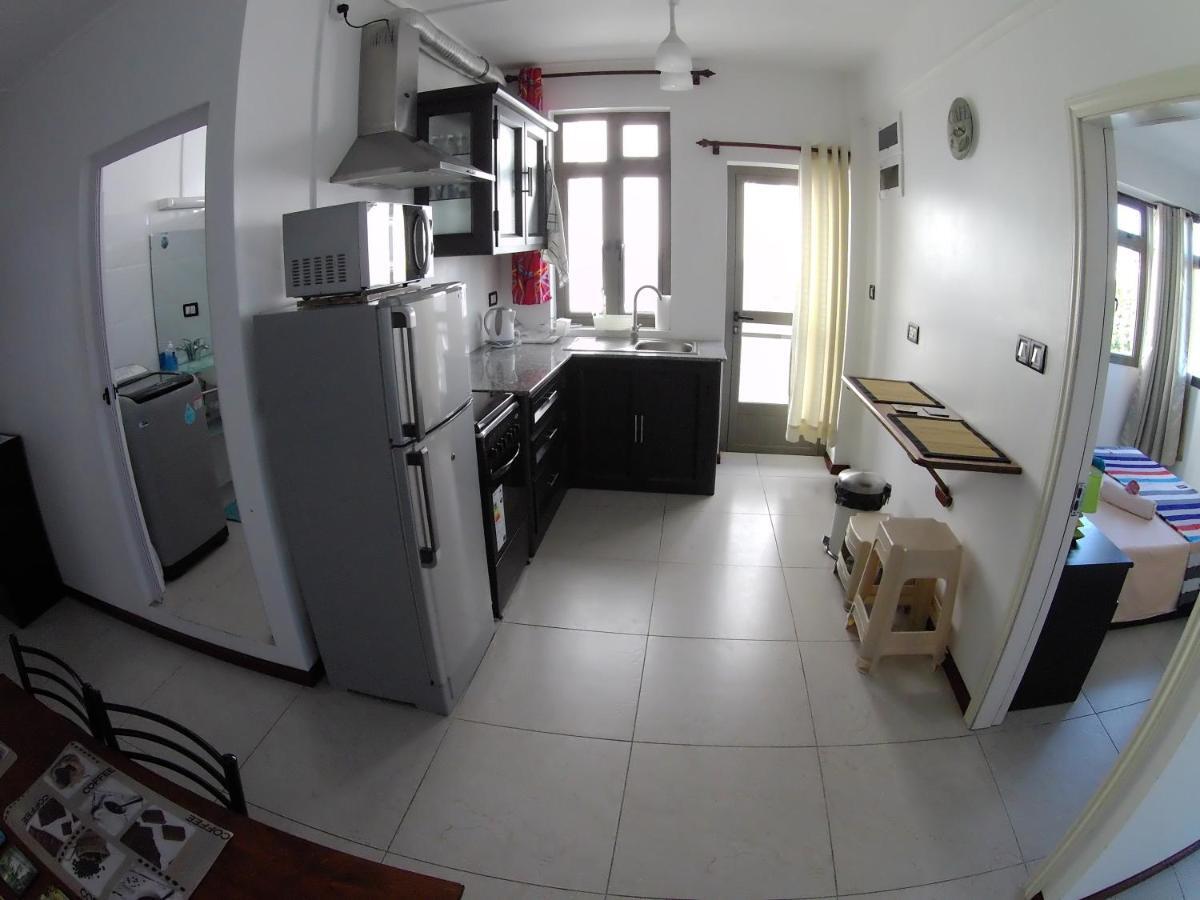Luxor Appartement Flic en Flac Exterior photo