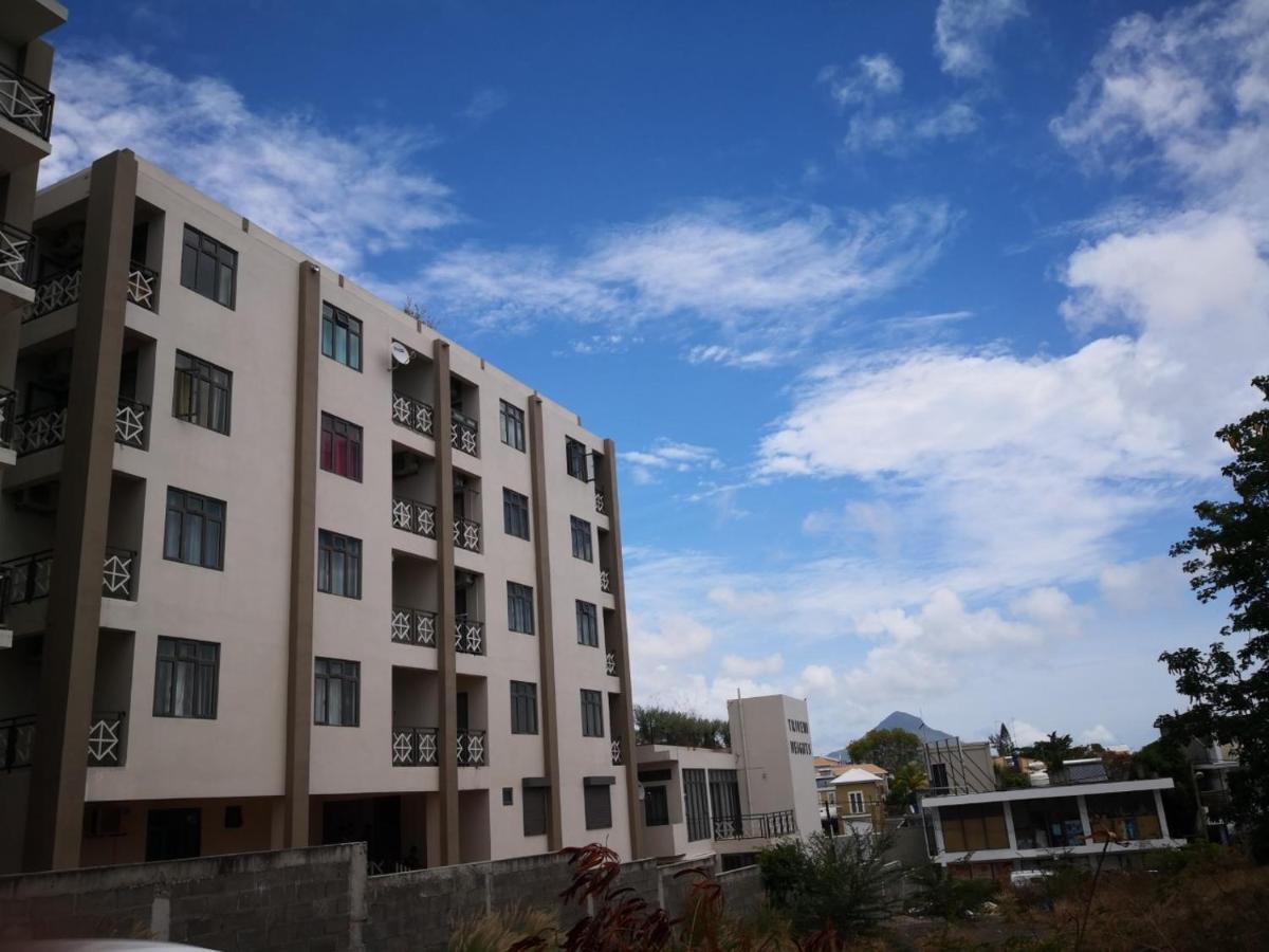 Luxor Appartement Flic en Flac Exterior photo