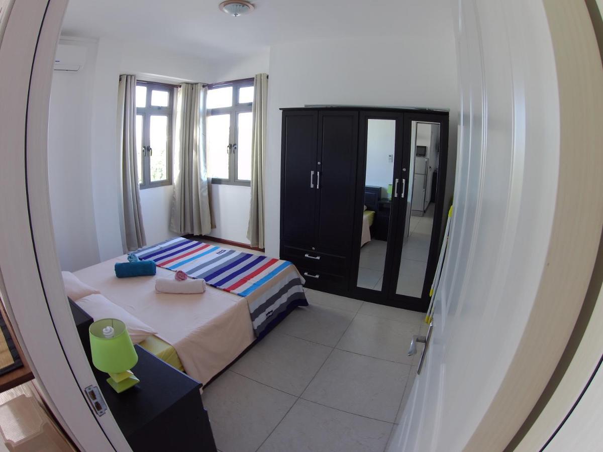 Luxor Appartement Flic en Flac Exterior photo